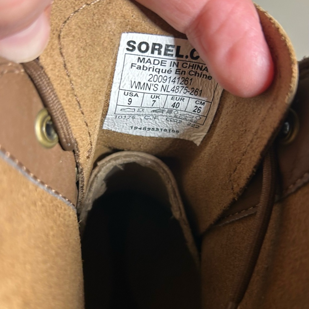 Sorel Women's Hi-Line Heel Lace Boots - Picture 9 of 10